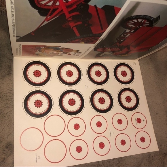 VTG 70s Ford 1904 Model C Cut Out Model Kit 1979 Canadian Heritage Products - Picture 3 of 12